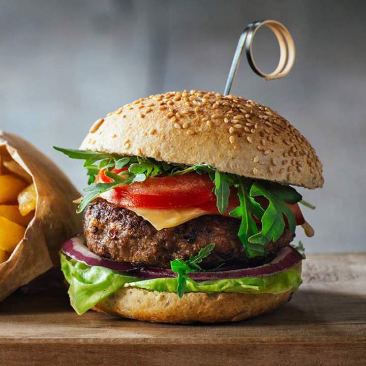 Des burgers gourmands et généreux, préparés avec soin